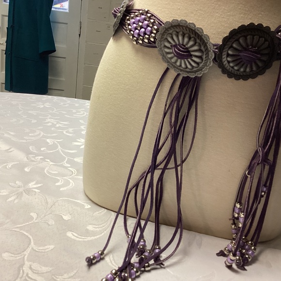 PURPLE. CONCHO BELT. FRINGED 30 in plus 17β fringed πππππππ - Picture 2 of 9
